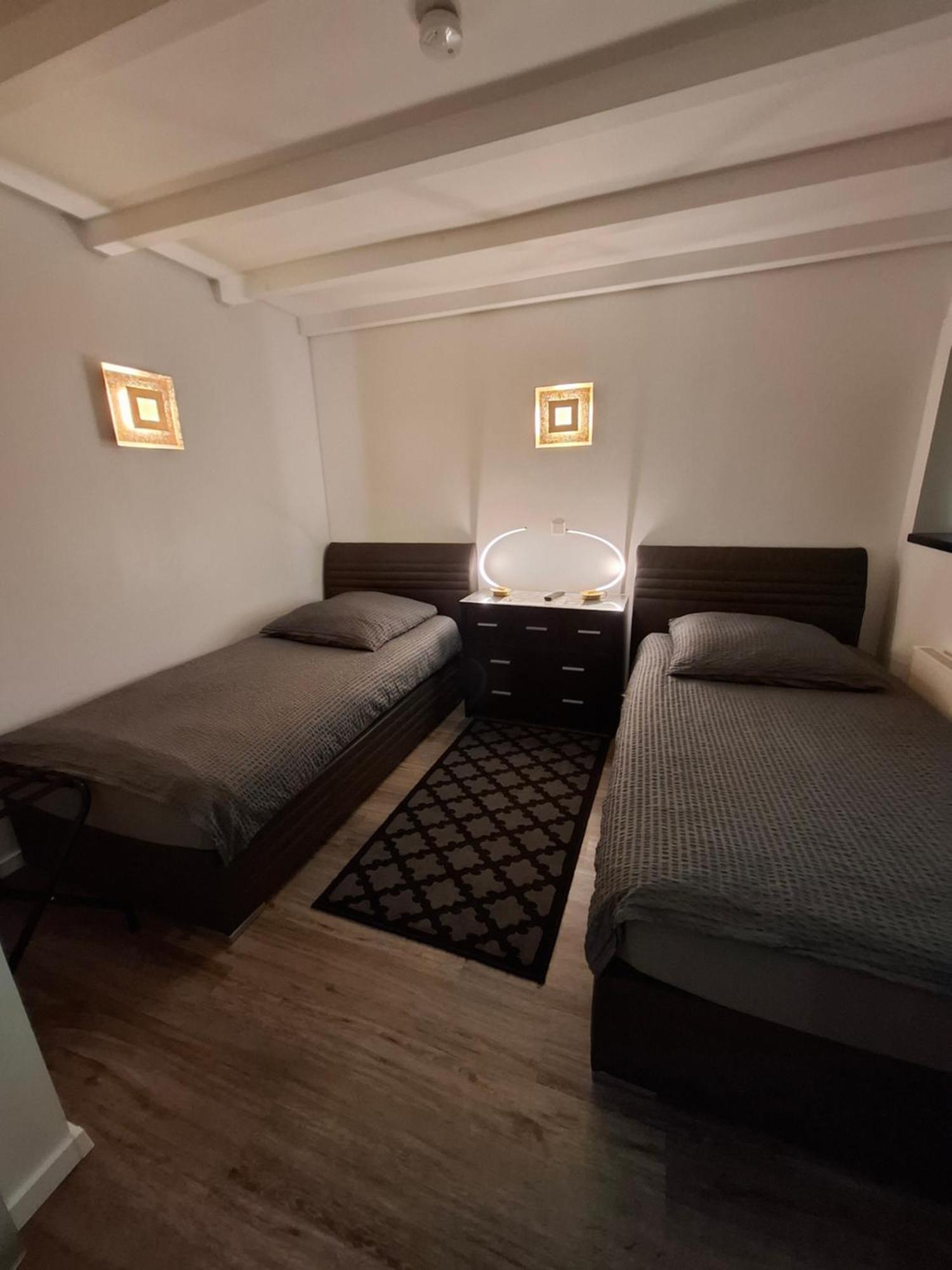 Die Hotelalternative Solingen Ngoại thất bức ảnh